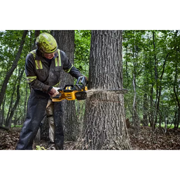 Aku řetězová pila 50 cm FLEXVOLT 54V 1x9,0Ah kufr pilník DeWALT DCMCS575X1