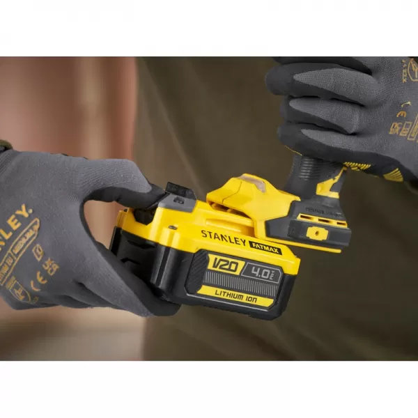 Aku bezuhlíková kombinovaná sada 18V 1x4,0Ah + 1x2,0Ah STANLEY FATMAX V20 SFMCK211MDT