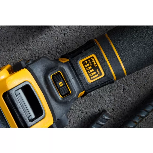 Aku úhlová bruska 125mm XR Li-Ion 18V bez aku, s dvojčinným pádlovým spínačem DeWALT DCG416VSN