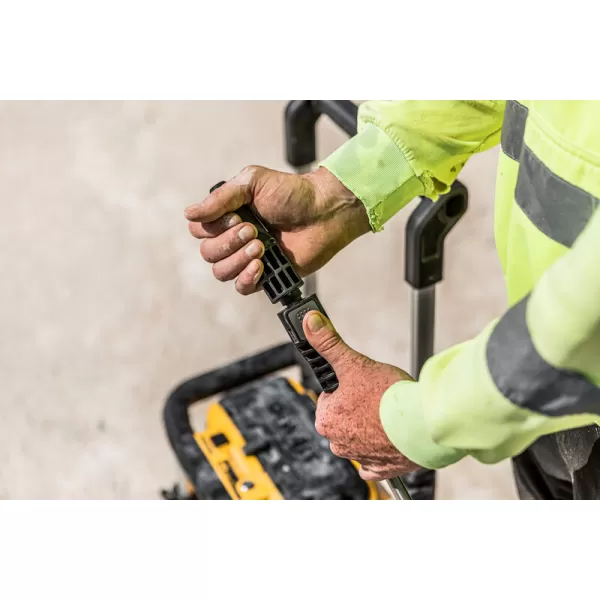 Aku tlaková myčka 18V bez aku DeWALT DCMPW1600N