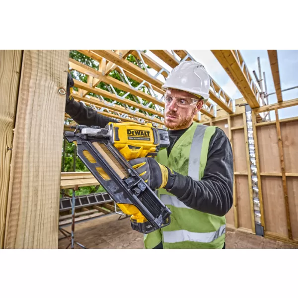 Aku tesařská hřebíkovačka 18V bez aku DeWALT DCN930N