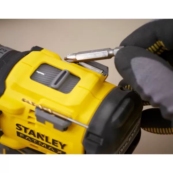 Aku bezuhlíková vrtačka s příklepem V20 18V bez aku Stanley FatMax SFMCD726B
