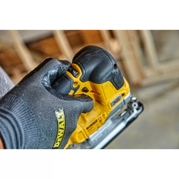 Kombo sada aku nářadí 18V/2x5,0Ah DeWALT DCK2012P2T