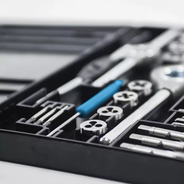 Sada závitníků M3 - M12 32dílů Xtline XT37100