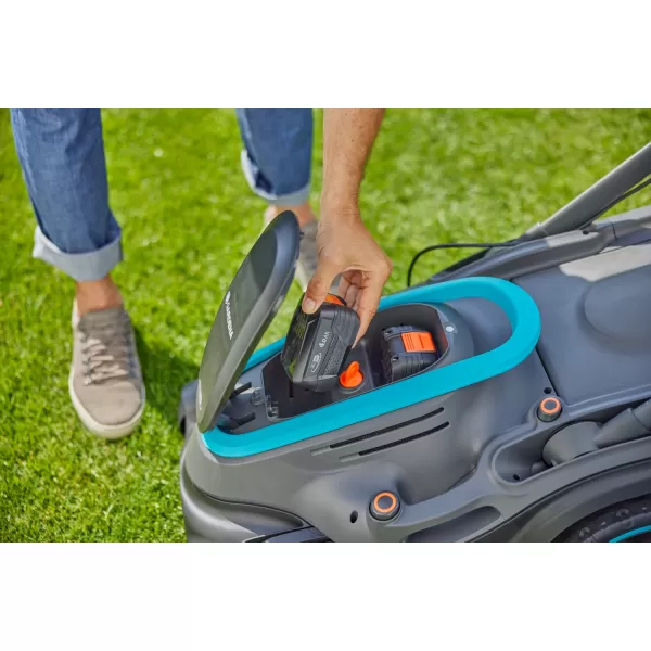 Aku kosačka PowerMax Duo 46/36V P4A 2x4,0 Ah - set Gardena 14646-20