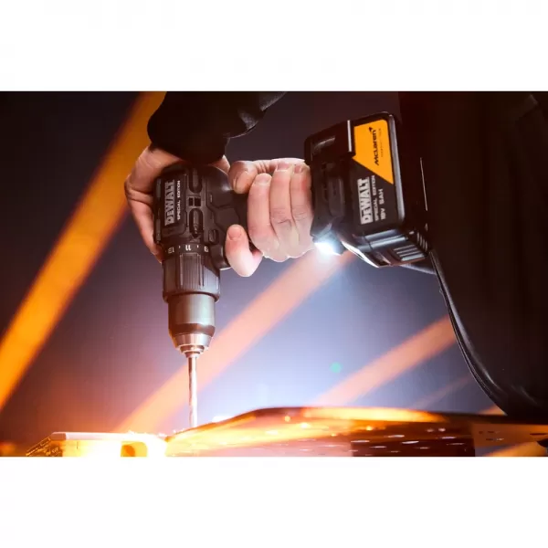 Aku príklepová vŕtačka 18V/2x5,0Ah McLaren DeWALT DCD86MP2T